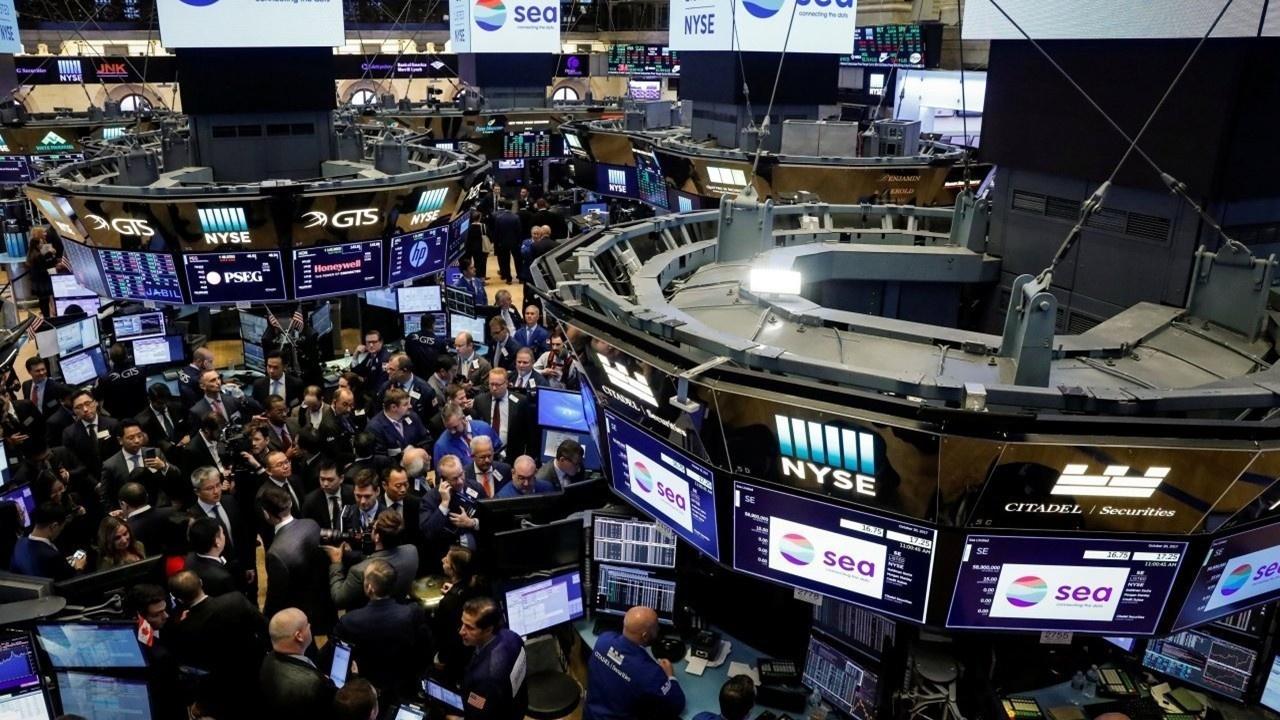 New York borsası karışık seyirle açıldı