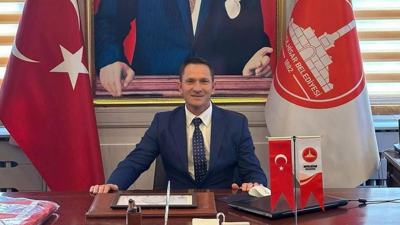 İYİ Partili Koyulhisar Belediye Başkanı partisinden istifa etti