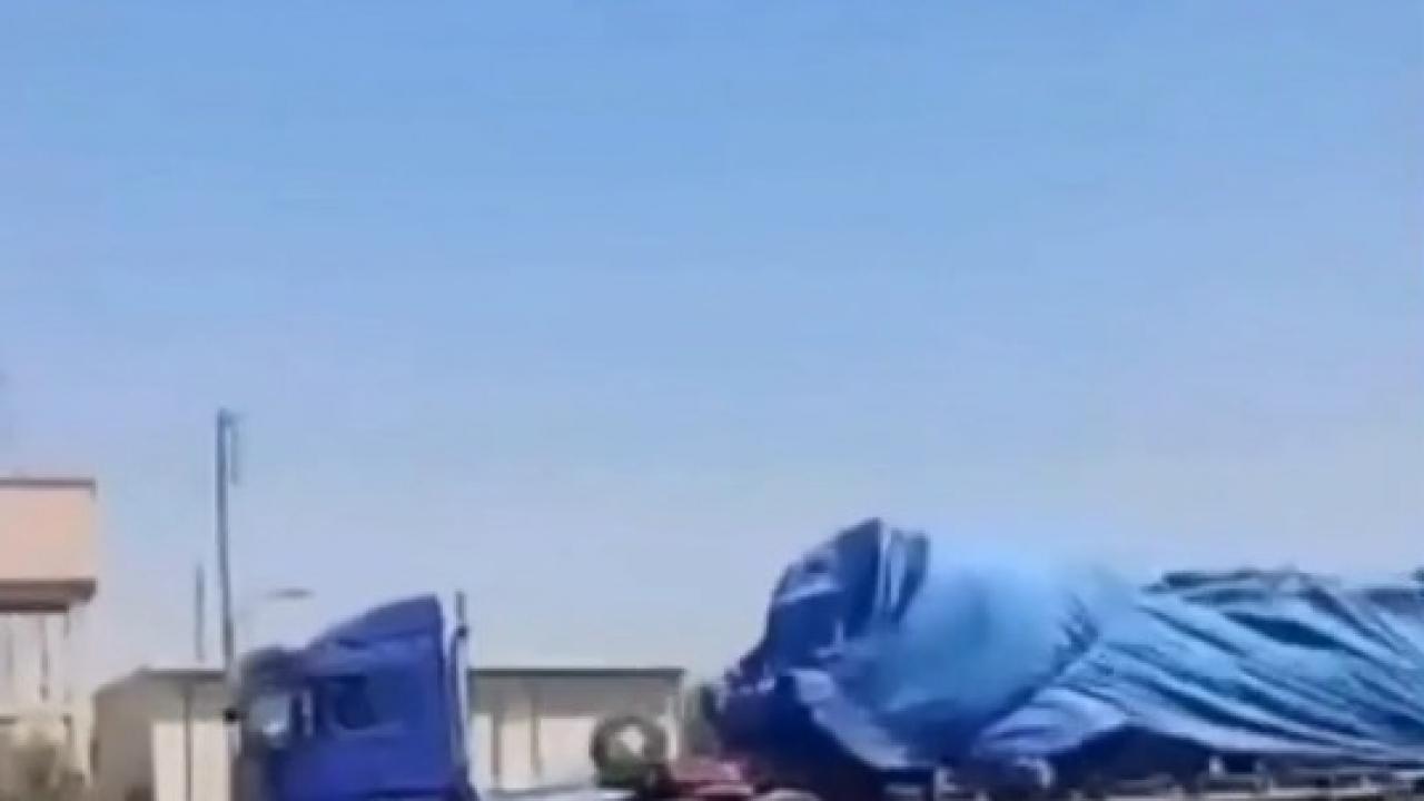 YPG'nin teslim ettiği silahlar Halep'e taşınıyor