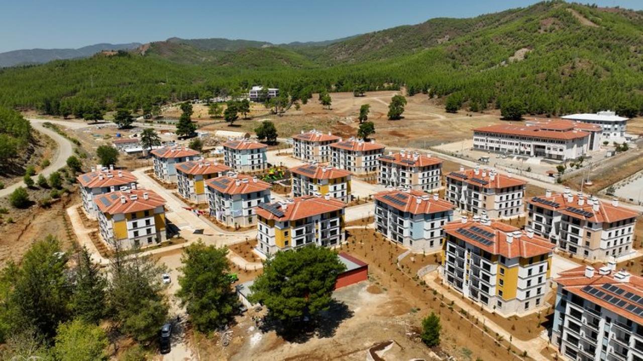 Kiralık sosyal konut müjdesi! Şartlar açıklanıyor: İlk teslimatlar ne zaman?