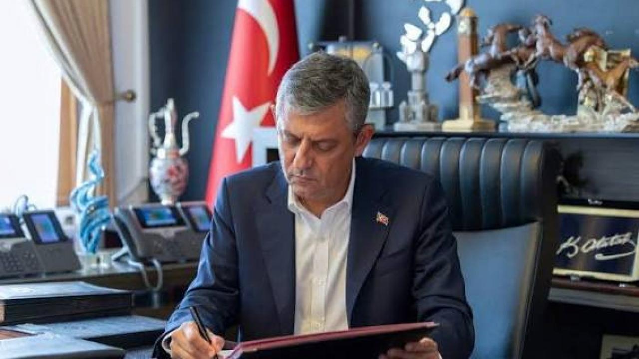 Yeni Parti'de isim krizi! Yenilik Partisi Genel Başkanı şartını açıkladı