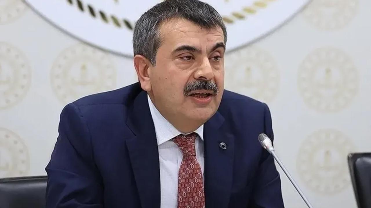 Okullarda ders saatleri kısalıyor: Şartlar ilan edildi! 30'a indiriliyor