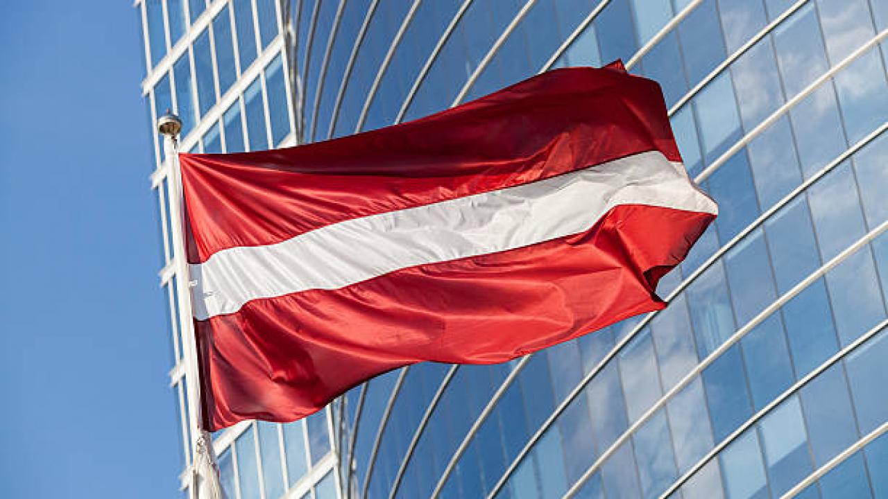 Letonya'da kritik seçim günü!