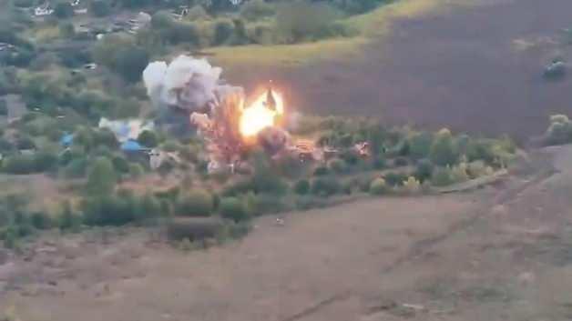 Son 24 saatte 1440 asker kaybı! Rusya-Ukrayna savaşında tonlarca bomba yağan anlar kamerada