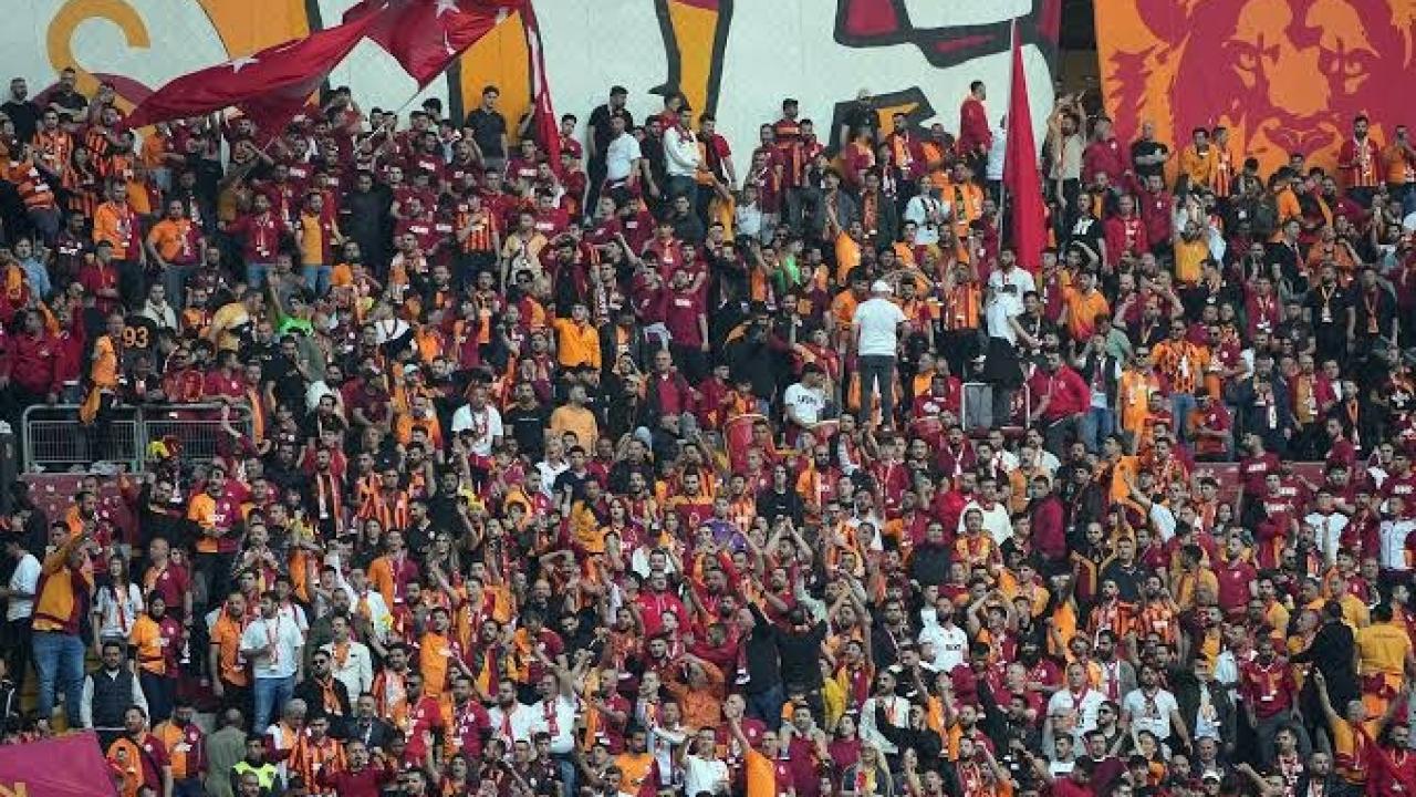 Galatasaray - Barcelona maçı başlamadan tarihe geçti! Rakam dudak uçuklattı