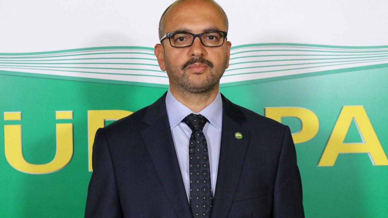 HÜDA PAR’dan Azerbaycan'a başörtüsü çağrısı: Bu uygulamalara derhal son verin