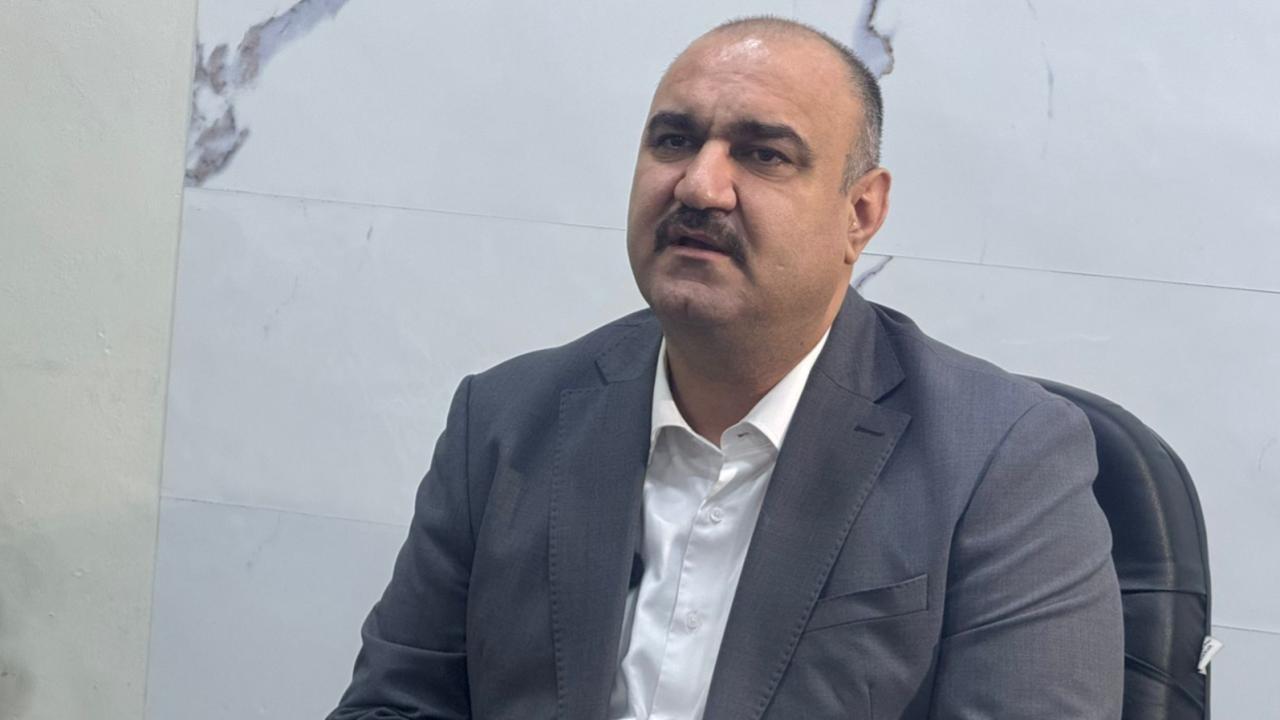 Komşu ülkede Türkmen lider devlet bakanı oldu