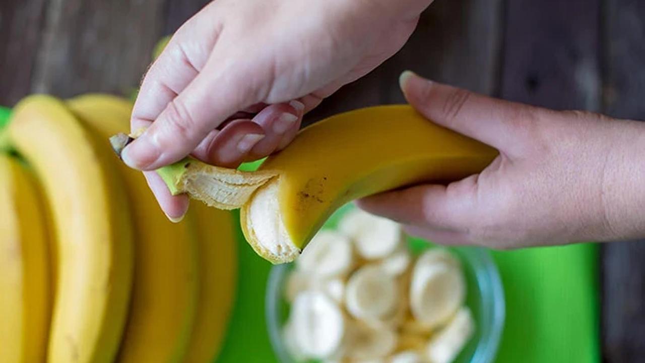 Muzu solladı: 3 kat daha potasyumlu! 1 avuç yemek bile işinizi görüyor