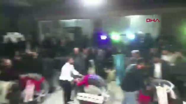 Altın beklerken kamyon lastiği geldi: Düğünde davetlileri şaşırtan anlar