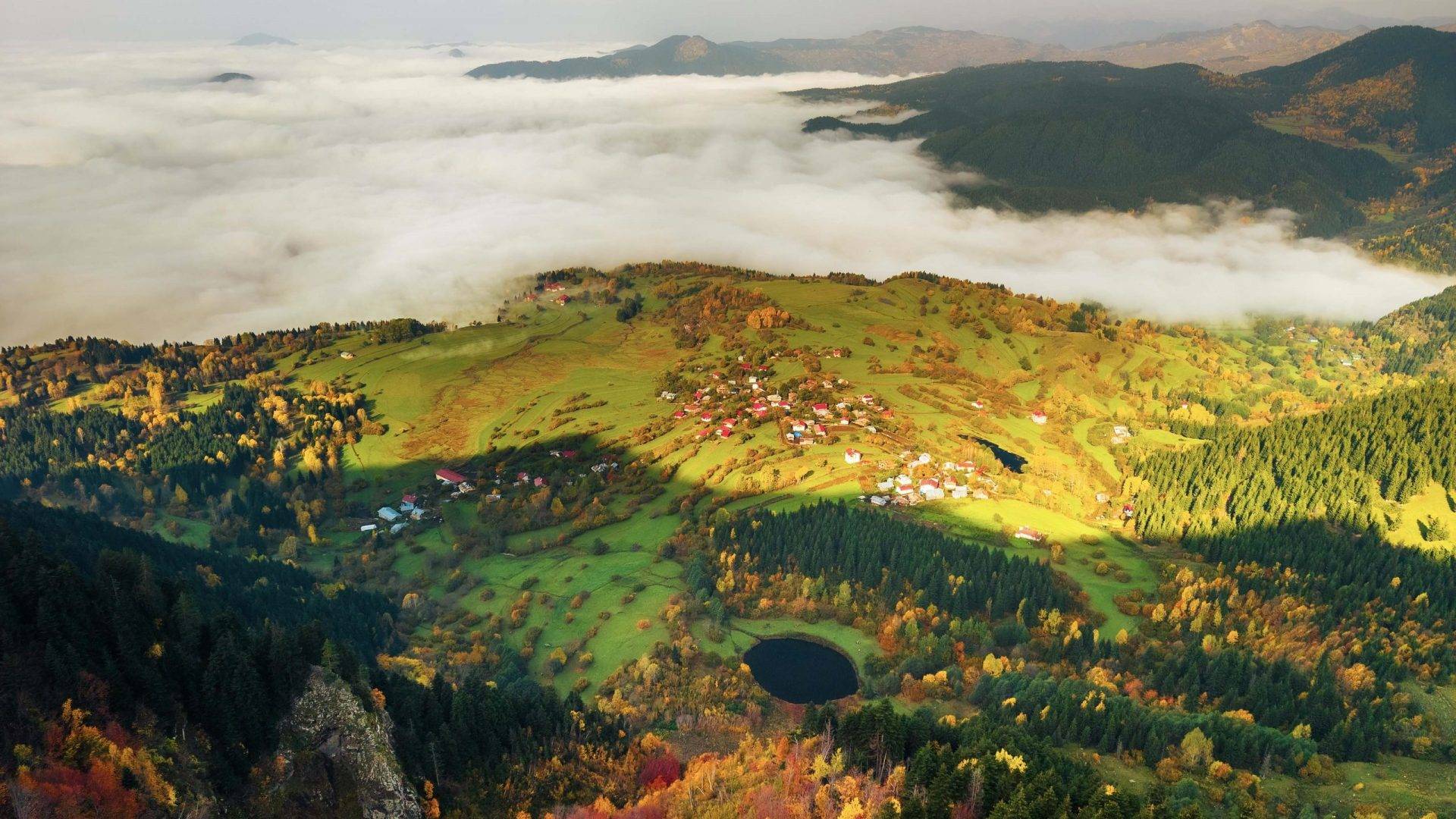 Artvin’de renk cümbüşü: Sonbahar manzaraları hayran bıraktı