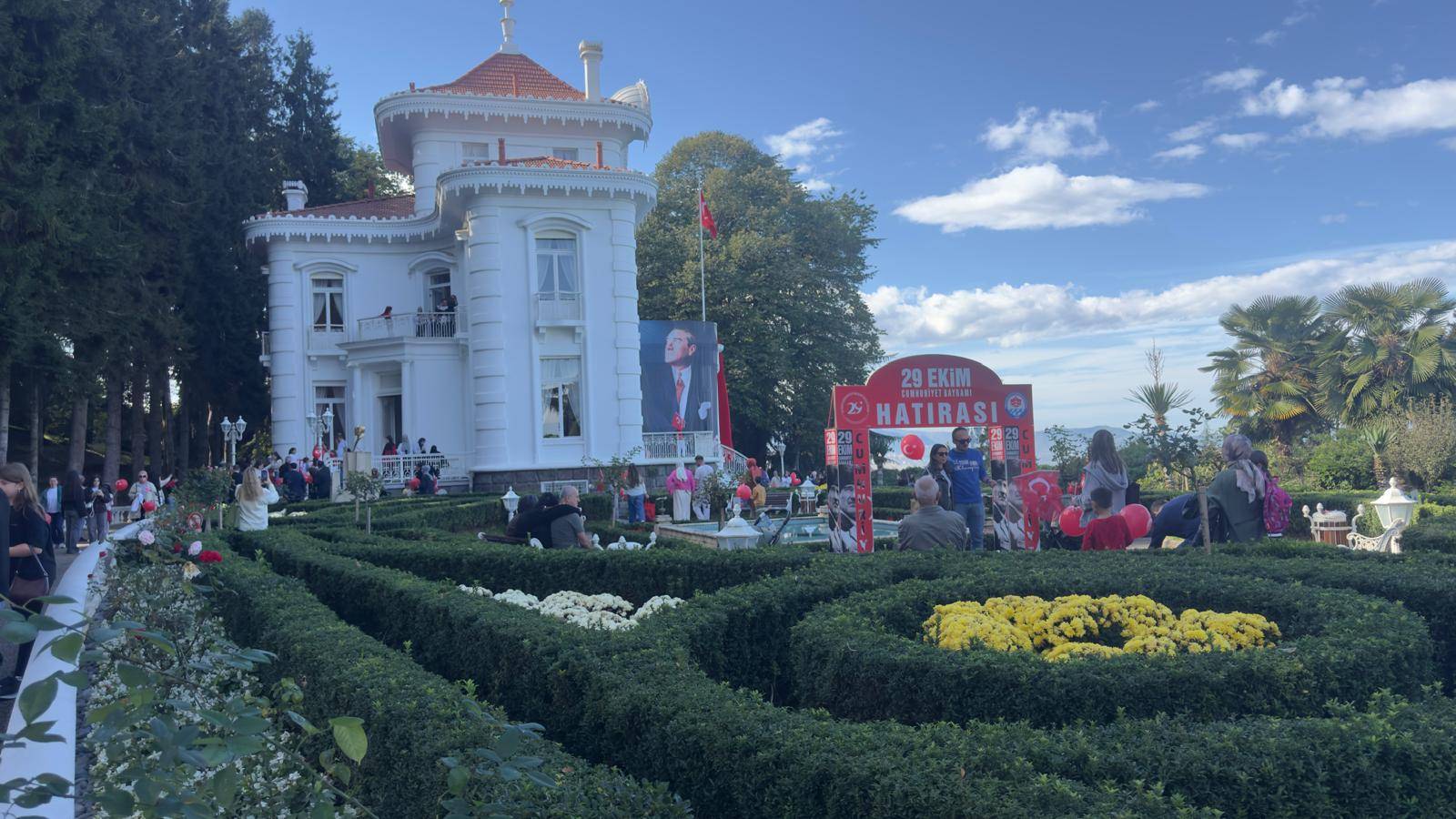 Trabzonlular 29 Ekim’de Atatürk Köşkü’ne akın etti